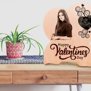 Wooden Personalized Photo Frame Valentineâ€™s Day Gift for Girlfriend (5 x 7 Inches)